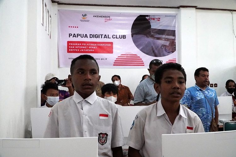 Literasi Digital, Pondasi Kebangkitan SDM dan Ekonomi Papua