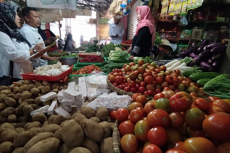 Jelang Natal dan Tahun Baru 2023, Harga Cabai, Telur, hingga Daging Mulai Merangkak Naik