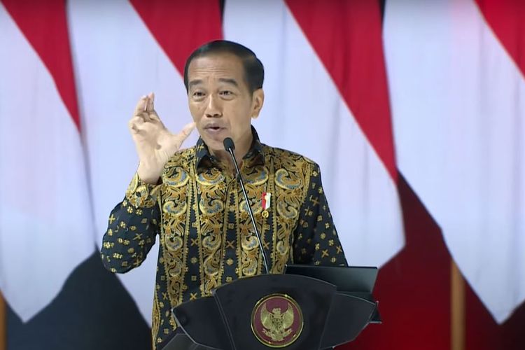 Sindir Gubernur hingga Wali Kota Soal Kenaikan Harga Bahan Pokok, Jokowi: Tolong Sering ke Pasar