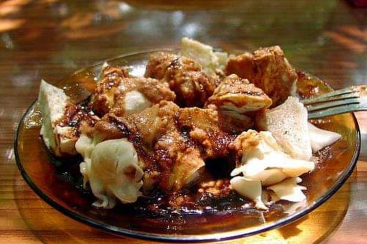 5 Batagor Siomay Pinggir Jalan Legendaris Yang Enak Di Purwokerto