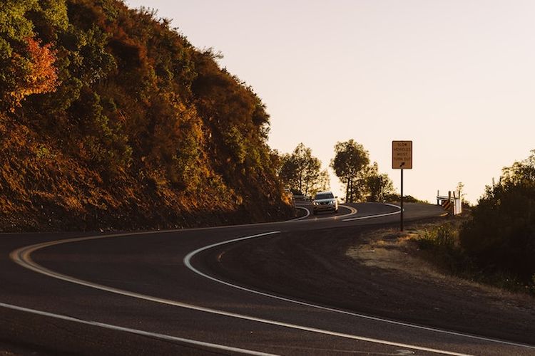 Terdapat Tiga Jalan Yang Menghubungkan Kota A Dan Kota B, Dua Jalan ...