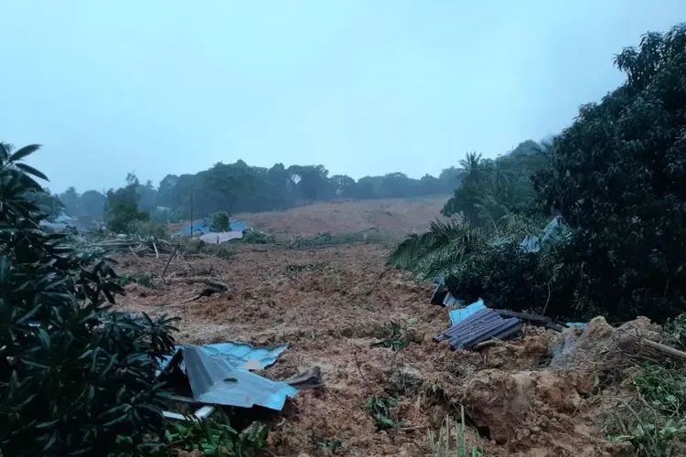 Hujan Lebat, Satu Kampung di Natuna Tertimbun Longsor, Telan 10 Korban Jiwa