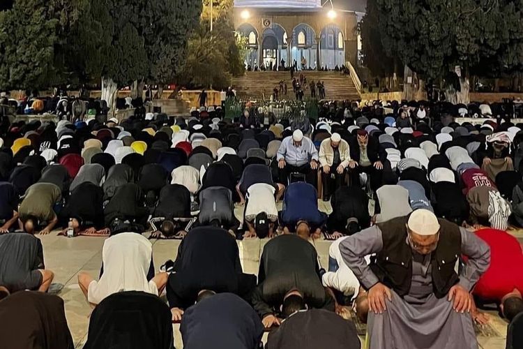 4 Keutamaan Sholat Tarawih Yang Dilakukan Pada Bulan Ramadhan Salah