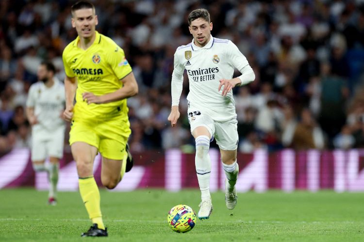 Bentrok Pemain Usai Real Madrid vs Villarreal: Valverde Tinju Baena di Area Parkir Bernabeu