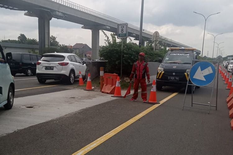 Jasa Marga Terapkan Contraflow di KM 21 Sampai KM 8 Jalan Tol Jagorawi Arah Jakarta