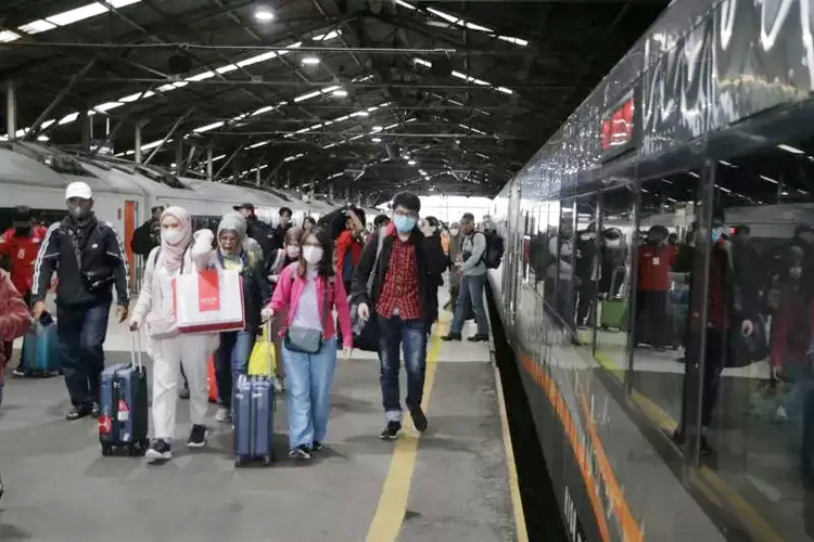 Makin Ngebut! Ini Jadwal Baru KA Argo Wilis Rute Bandung - Surabaya Gubeng PP Mulai 1 Juni 2023