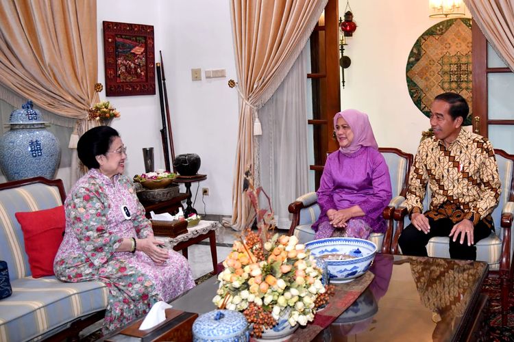 Jokowi Silaturahmi dengan Megawati, Akhir Pertemuan Ada Topik Perbincangan Bikin Makin Bahagia