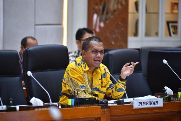 Momentum Hari Buruh, Emanuel Melkiades Laka Lena Berpesan: Buruh Harus Terlindungi dan Sejahtera