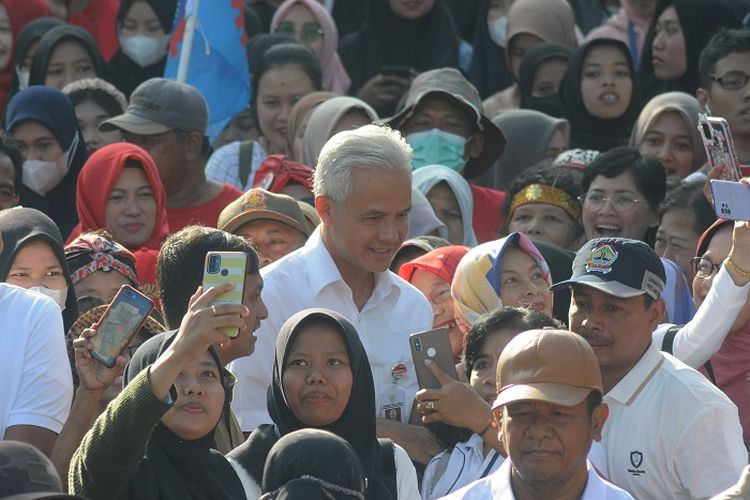 Ganjar Pranowo Minta Setiap Level Pemerintah Buka Kanal Aduan: Yuk, Layani Masyarakat dengan Baik