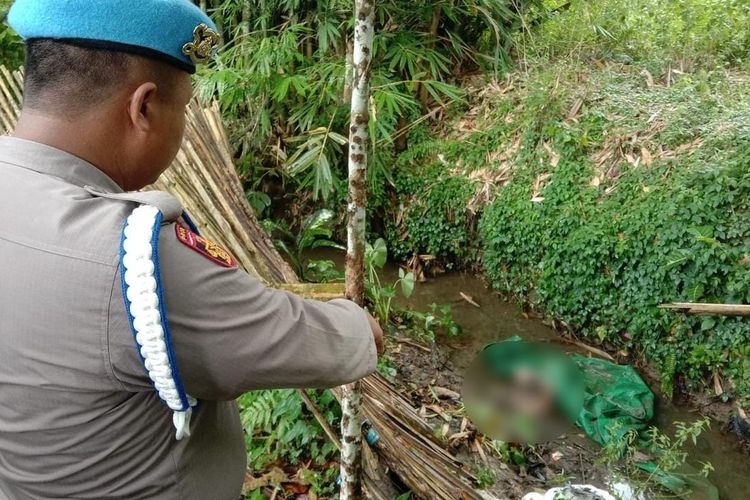 Warga Dumoga Digegerkan Dengan Penemuan Mayat Pria Di Sungai Pinonobatuan Bolmong Sulut Teras