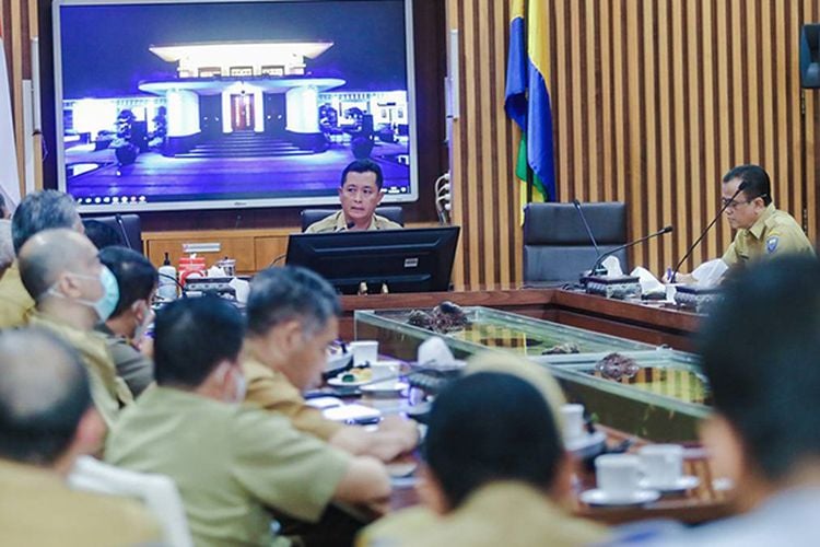 Tak Mau Kota Bandung Disebut Kota Auto Pilot, Plh Wali Kota Bandung Beri Instruksi Khusus kepada Para Camat