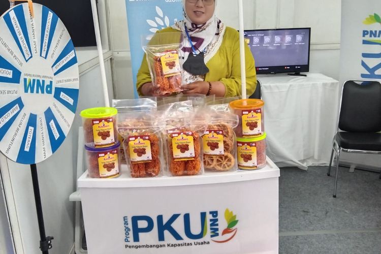 Cerita Ratnasari, Nasabah PNM yang Berdayakan Keluarga dan Mengabdi kepada Penyandang Disabilitas