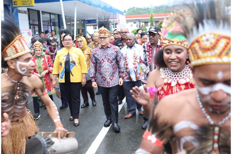 Perkuat Pelayanan Publik di Timur Indonesia, Menteri Anas Resmikan Mal Pelayanan Publik Pertama di Papua