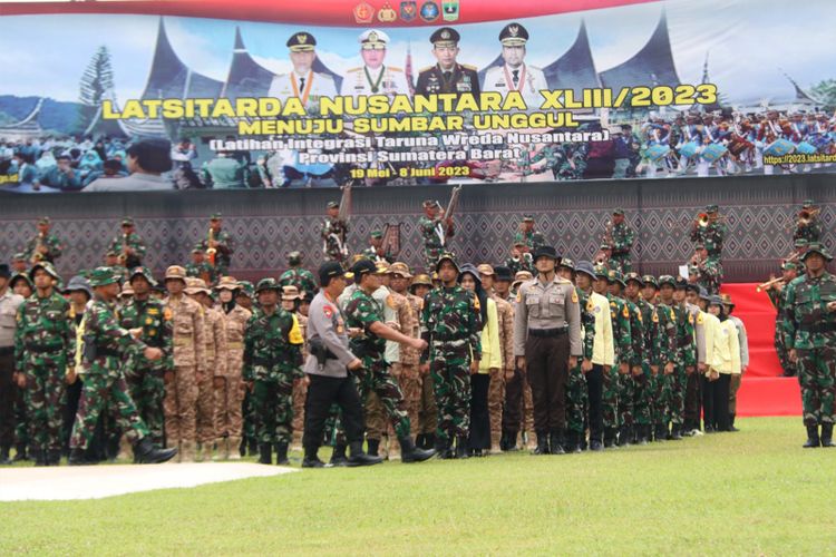 Panglima TNI Buka Secara Resmi Latsitarda