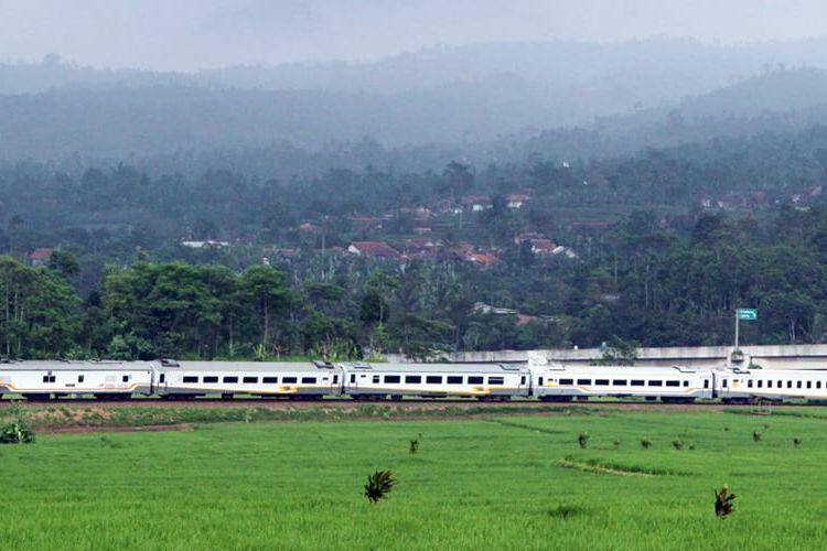 Promo KAI Terbaru 2023! Ada Tiket Murah Kereta Api Eksekutif Rute Lintas Daop 5 Purwokerto