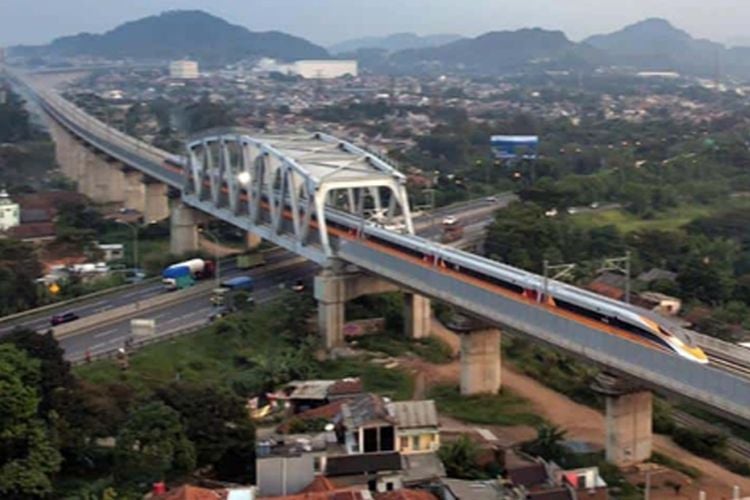 Kecepatan Uji Coba Kereta Cepat Ditingkatkan, Kecepatan KCJB Sudah Tembus 220 km/jam