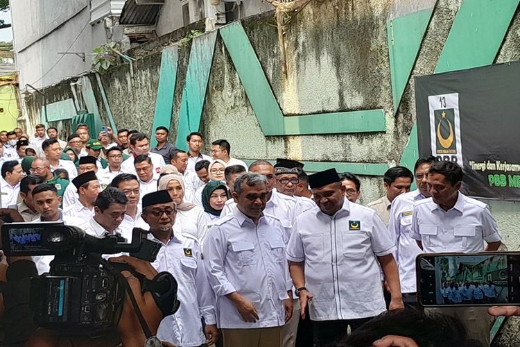 Gerindra Datangi Kantor PBB, Teriakan 'Prabowo Presiden' Menggema