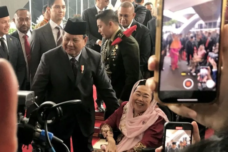 Prabowo Atur Tanggal Temui Sinta Nuriyah dan Yenny Wahid, Putri Gus Dur Buka Pintu Lebar