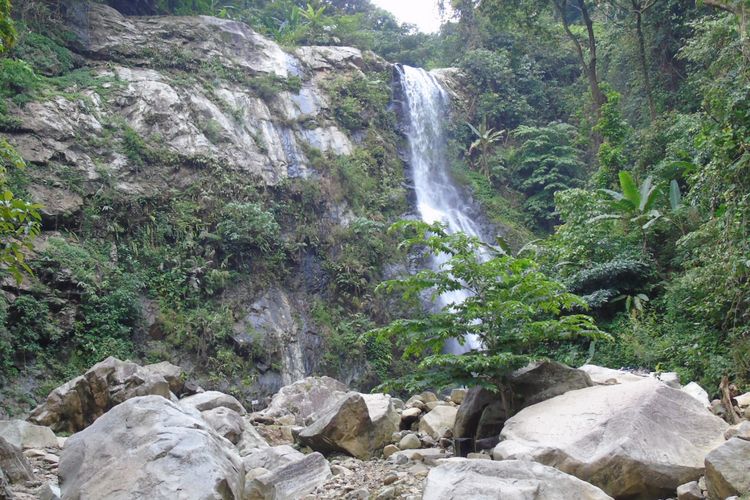 Curug Terindah Di Karawang Pengalaman Wisata Yang Tak Terlupakan