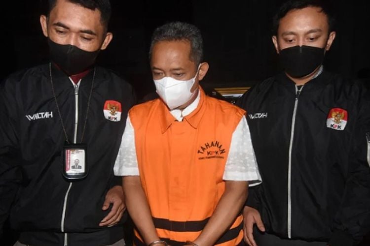 POPULER HARI INI: Pemecatan Tidak Hormat Yana Mulyana hingga Hasto PDIP Bakal Dipolisikan