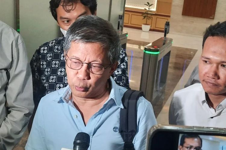 POPULER HARI INI: Rocky Gerung Sentil Sekjen PDIP hingga Duduk Perkara Polemik Pulau Rempang Batam