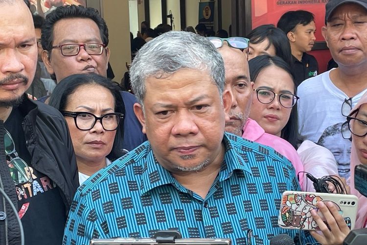 Fahri Hamzah Heran Warga Persoalkan Gibran Rakabuming Cawapres: Karena Dia Anak Pejabat?