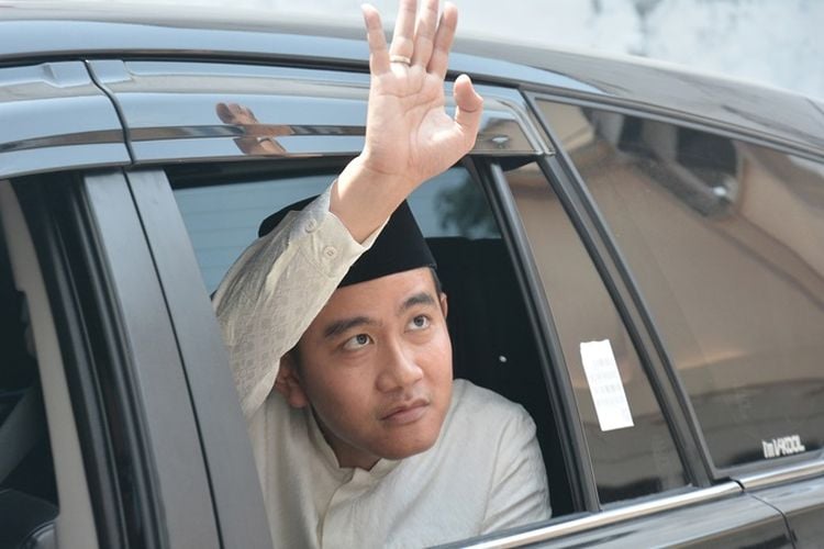 Jokowi dan Gibran Rakabuming Diundang ke Acara HUT Golkar, Sekaligus Ditetapkan Jadi Kader Baru?