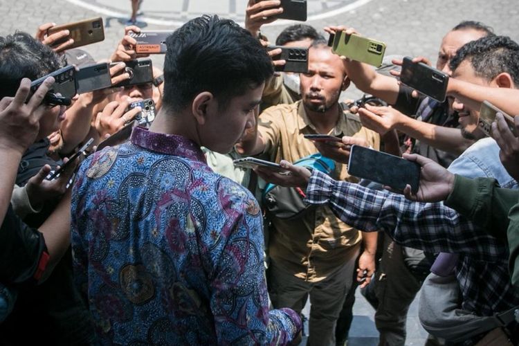 Gibran Rakabuming Kena Sindiran Gegara Jarang Hadiri Undangan Diskusi dan Debat Terbuka