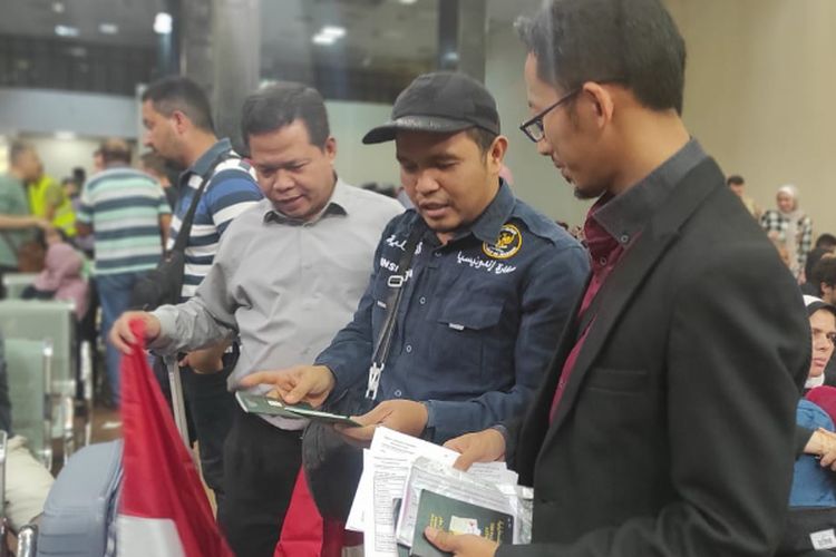 Satu Keluarga Indonesia di Gaza Dievakuasi, Tiga WNI Masih Bertahan