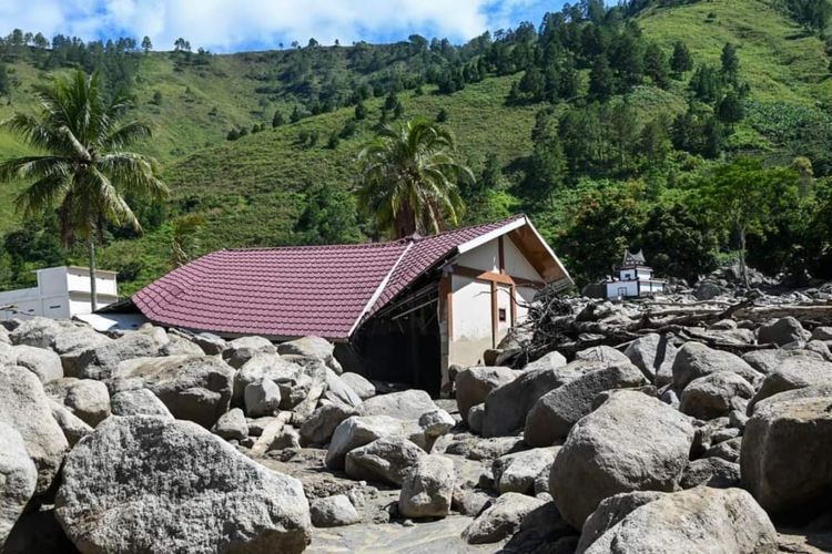 Banjir Bandang Dan Longsor Terjang Desa Di Humbahas 14 Bangunan Rusak