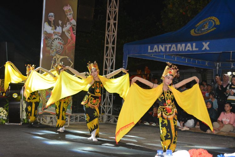 Dalam HUT TNI Lantamal X Gelar Pesta Seni Dengan HKJM - Portal Papua