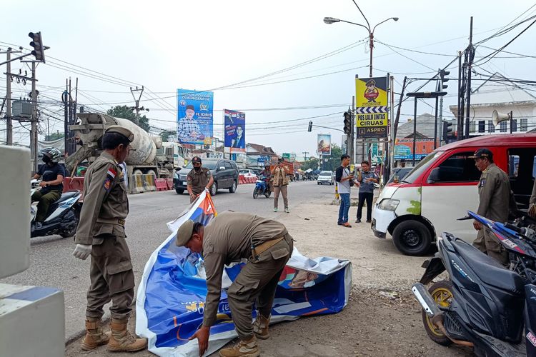 Kota Sukabumi Berubah Jadi Kota Kumuh Bawaslu Dan Satpol Pp Cuci Tangan Pemasangan Apk Tak 