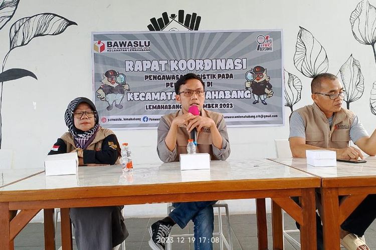 Pengawasan Ekstra Panwascam Lemahabang Yakin Pemilu 2024 Sukses Kabar Cirebon 6699