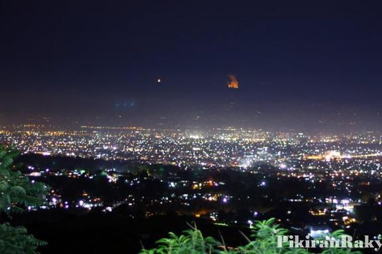 Punclut Tempat Wisata Kuliner Favorit Warga Jakarta