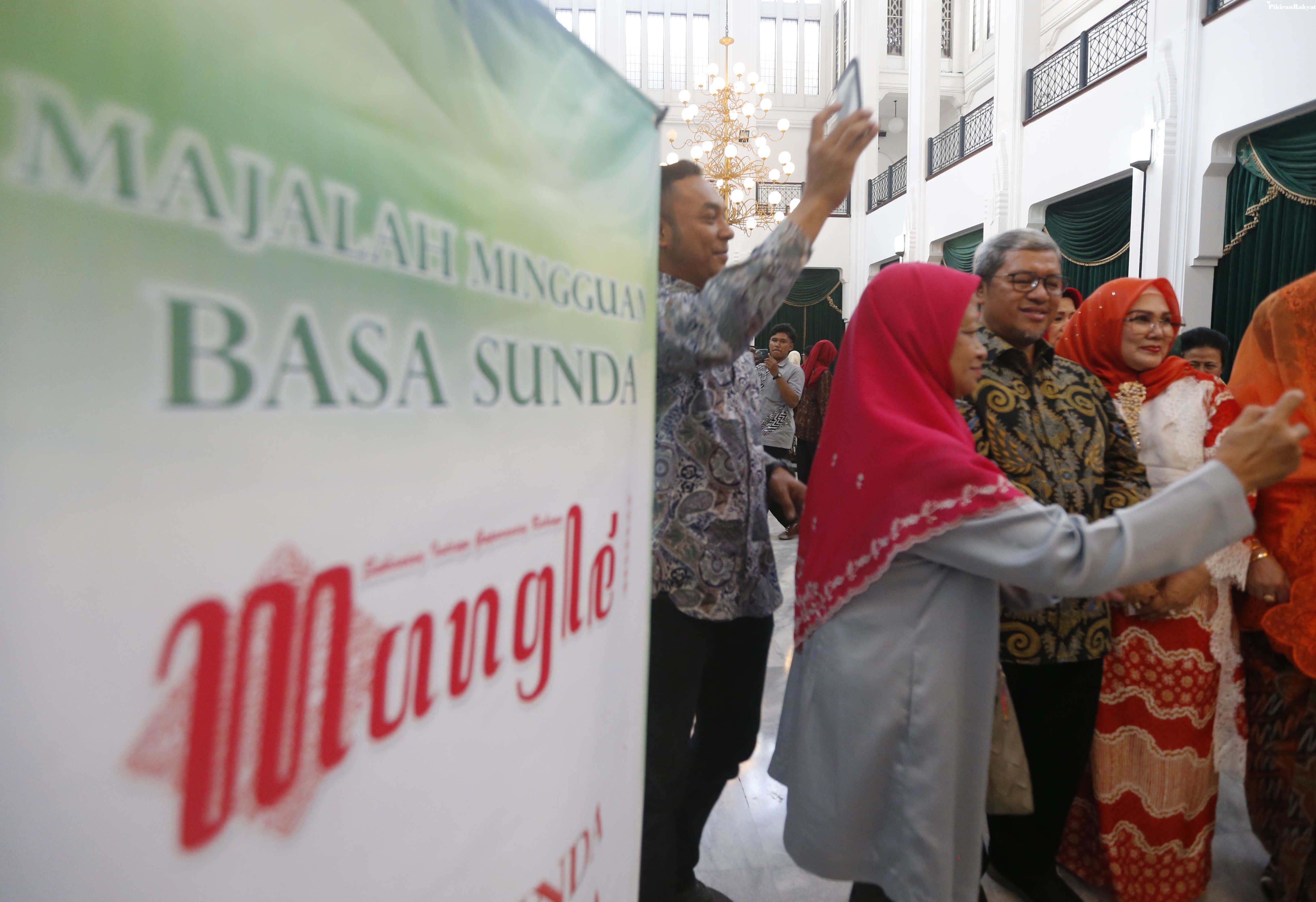 Materi Bahasa Sunda Kelas 12 Tradisi Sunda Perangkat Sekolah