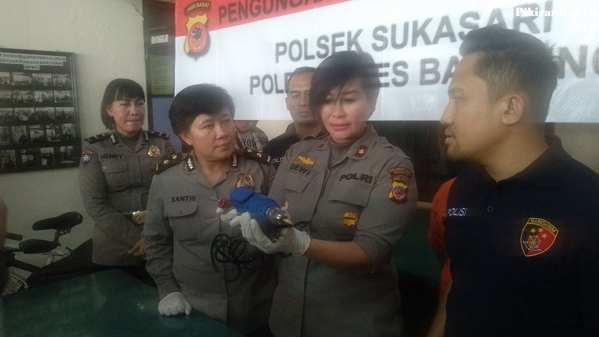 Diperalat Pria Kenalannya, Asisten Rumah Tangga Curi ...