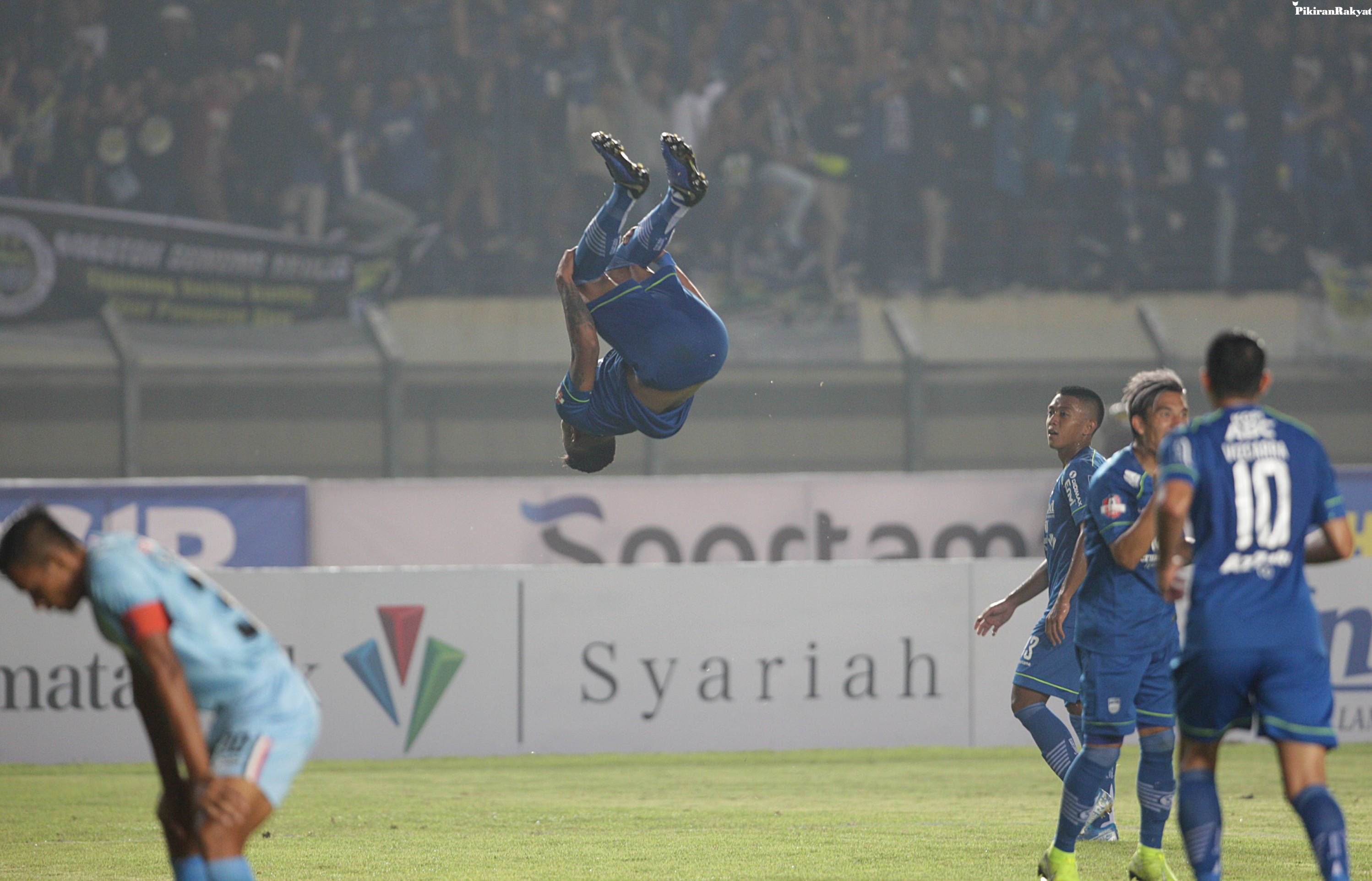Dapat 3 Penghargaan Penyerang Asing Persib Bandung Wander Luiz Jawab Kepercayaan Bobotoh Pikiran Rakyat Com