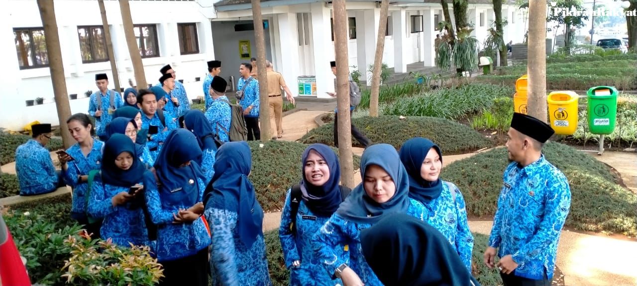 Cek Besaran Gaji Ke 13 Semua Pns Akan Dapat Dicairkan Agustus Pikiran Rakyat Com