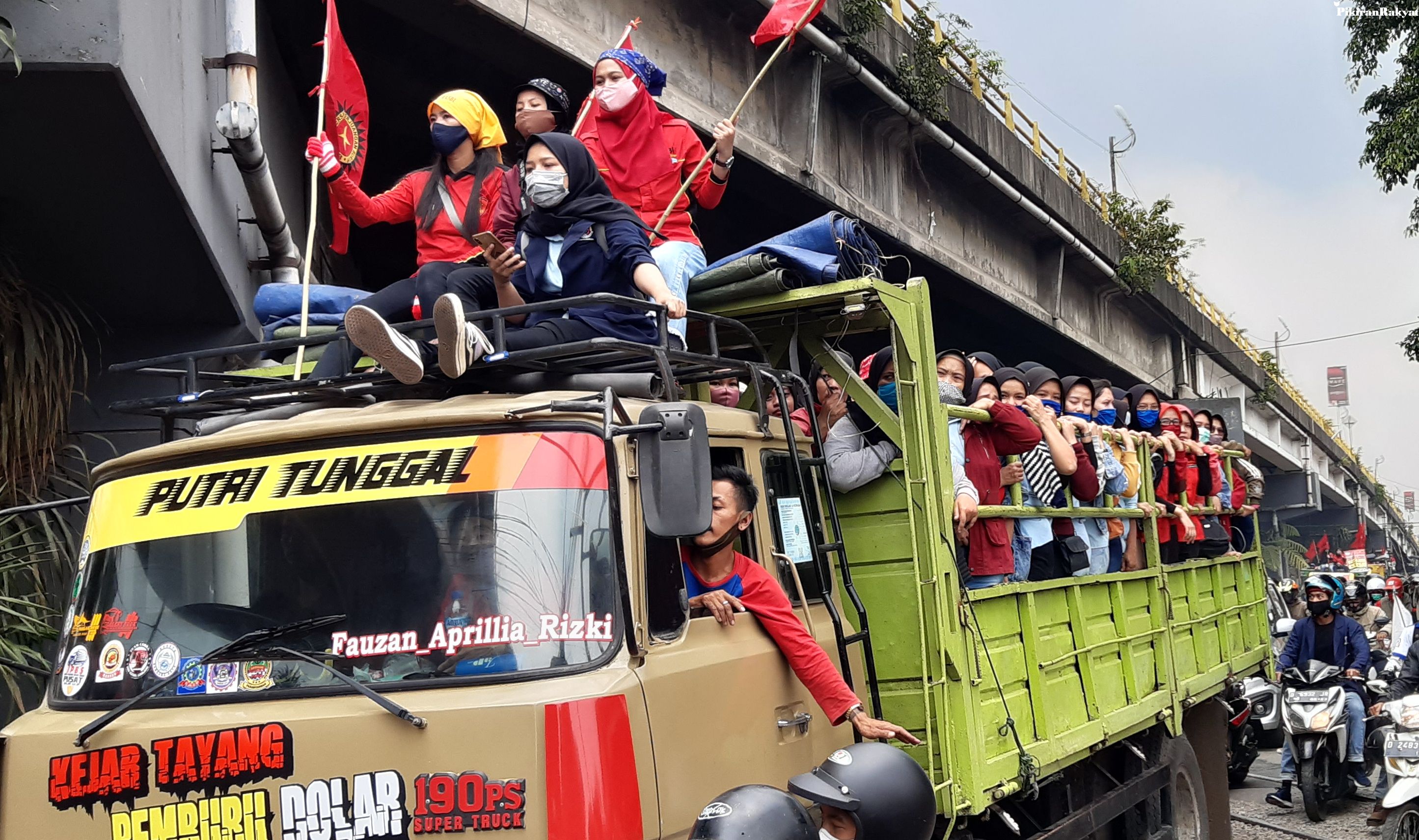 Heboh Penolakan Omnibus Law Publik Diminta Baca Uu Cipta Kerja Yang Telah Disahkan Pikiran Rakyat Com
