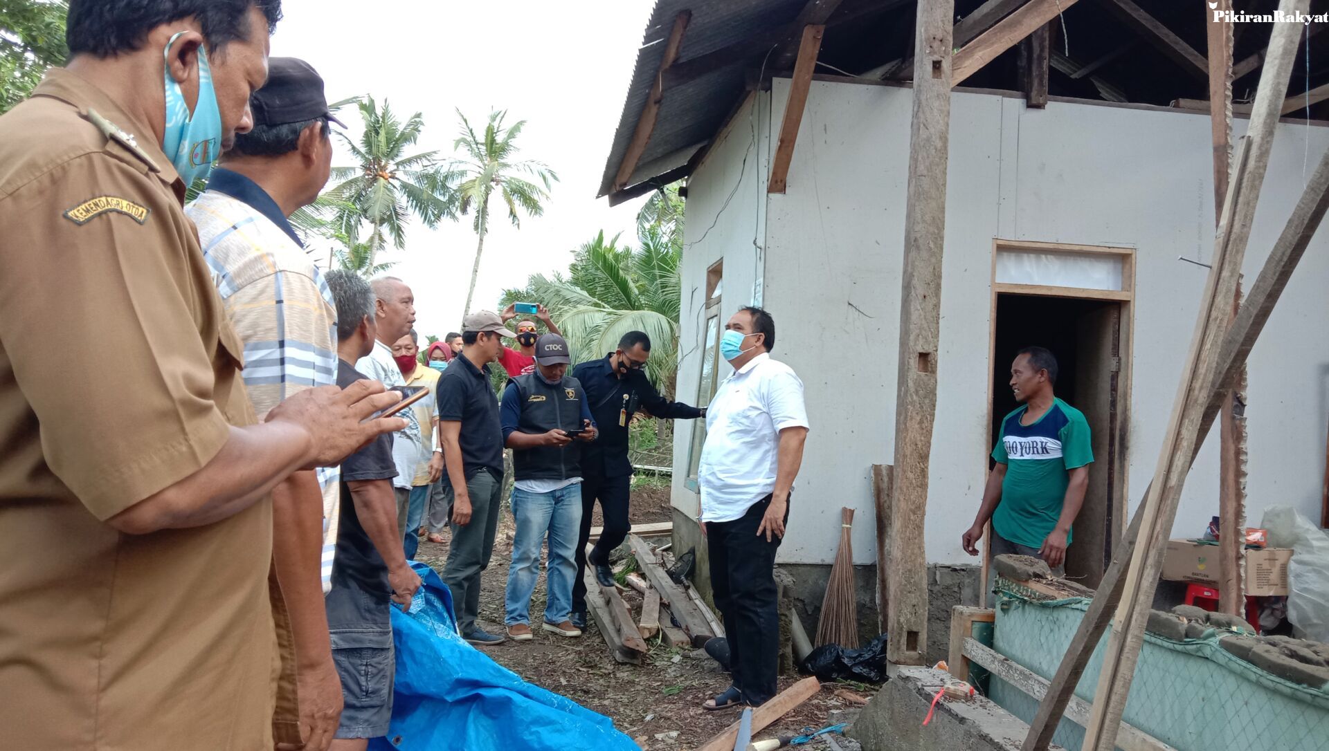 Belasan Rumah Di Parigi Pangandaran Rusak Usai Angin Puting Beliung Pikiran Rakyat Com