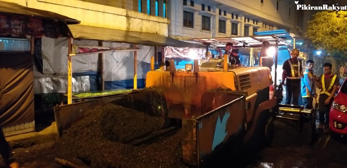 Kementrian PUPR Uji Coba Aspal Ramah Lingkungan di Jalan ...