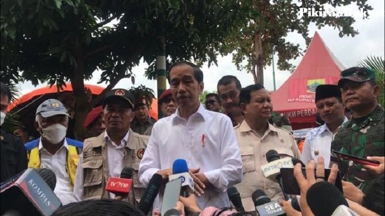 Presiden Jokowi saat meninjau korban gempa di RSUD Sayang Cianjur. Dia mengatakan bahwa saat ini pasien yang dirawat tinggal 24 orang dari jumlah total 741 dari hari pertama peristiwa berlangsung.