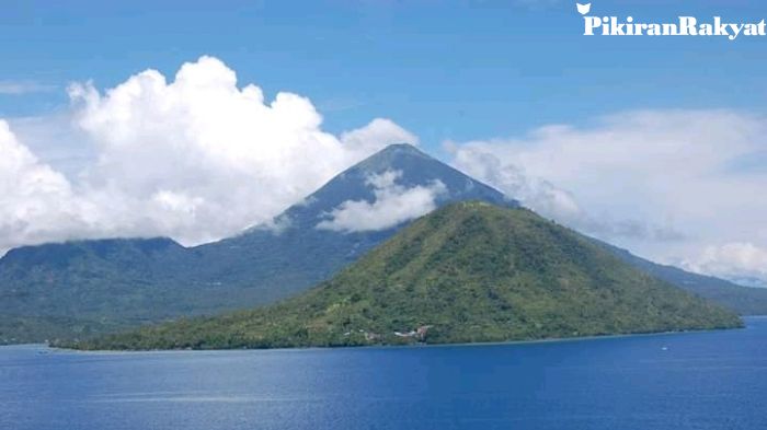 Ilustrasi Pulau Tidore dan Pulau Maitara: Jadwal imsak Ramadhan 2023 Kemenag Kota Tidore Kepulauan