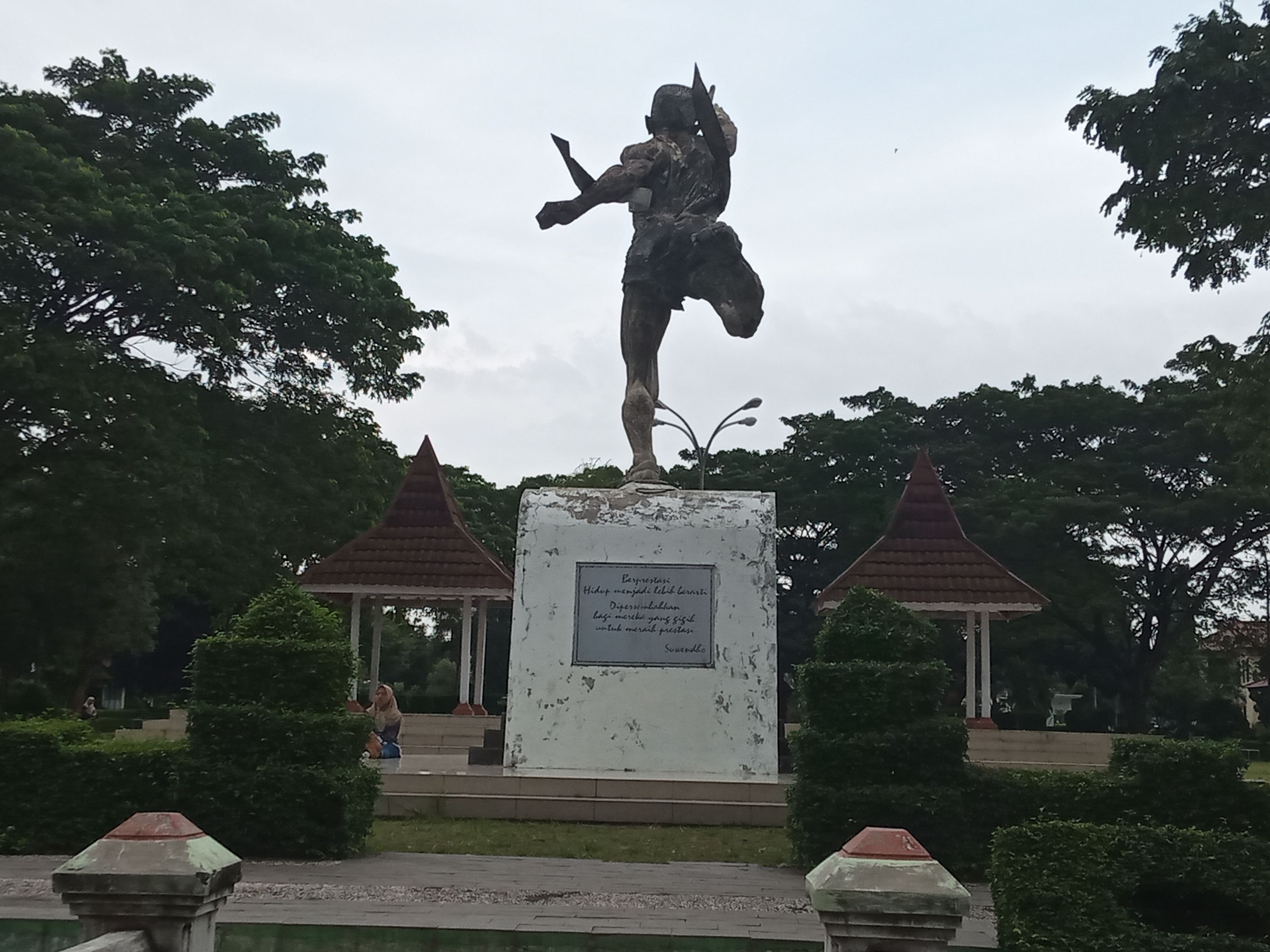 Sejumlah Area Publik Milik Pemkab Cirebon Resmi Ditutup Sementara