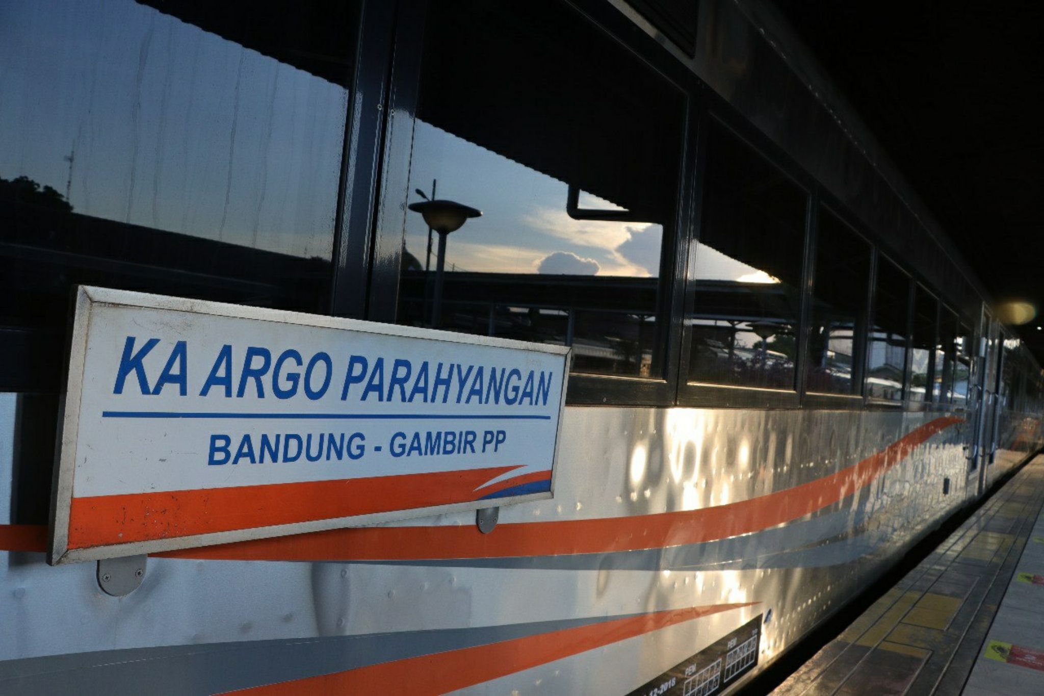 Ini Lintasan Kereta Barang Terpanjang Di Dunia Dari China Hingga Eropa Halaman All Kompas Com