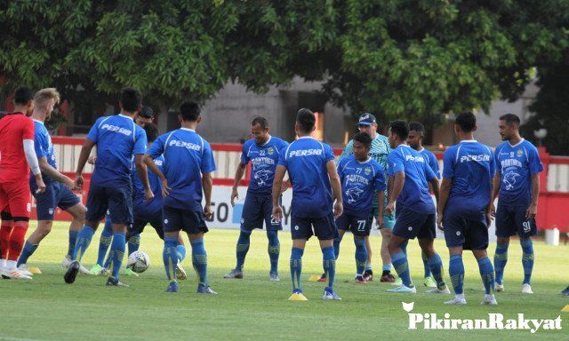 3 Lapangan Sintetis yang Jadi Tempat Latihan Persib ...