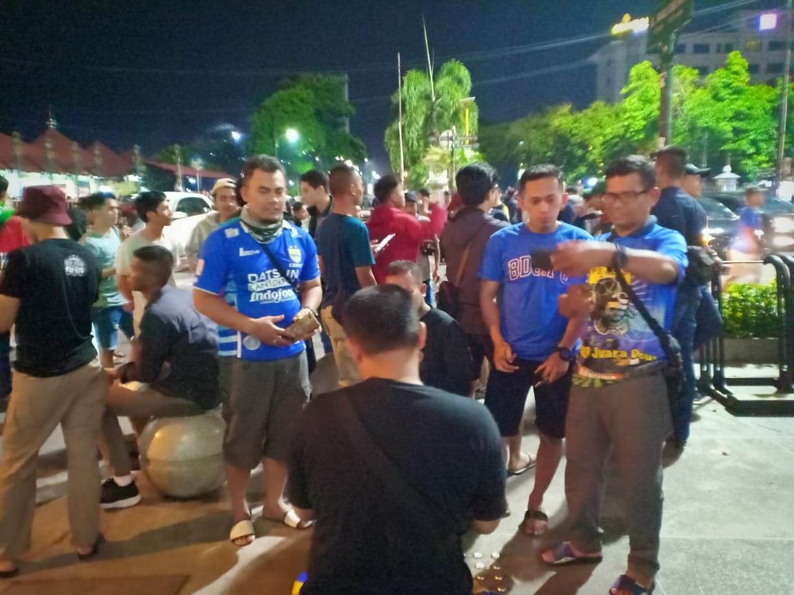 BOBOTOH Persib Bandung di Yogyakrta, Sabtu 7 Desember 2019.*
