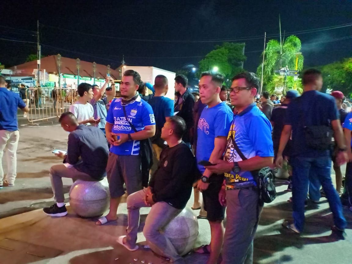 BOBOTOH Persib Bandung di Yogyakrta, Sabtu 7 Desember 2019.*