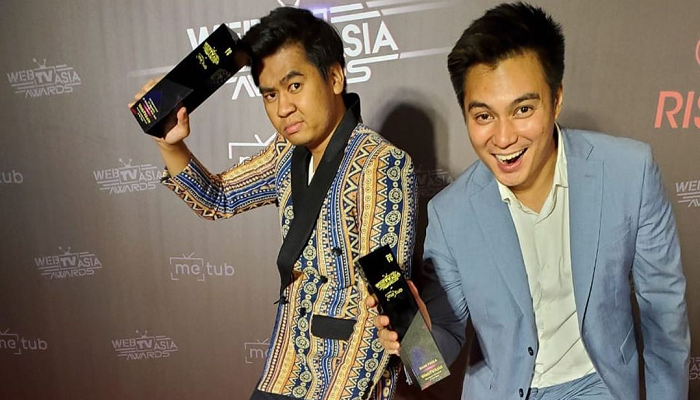 Baim Wong Dan Mak Beti Sukses Bawa Pulang Penghargaan Metub