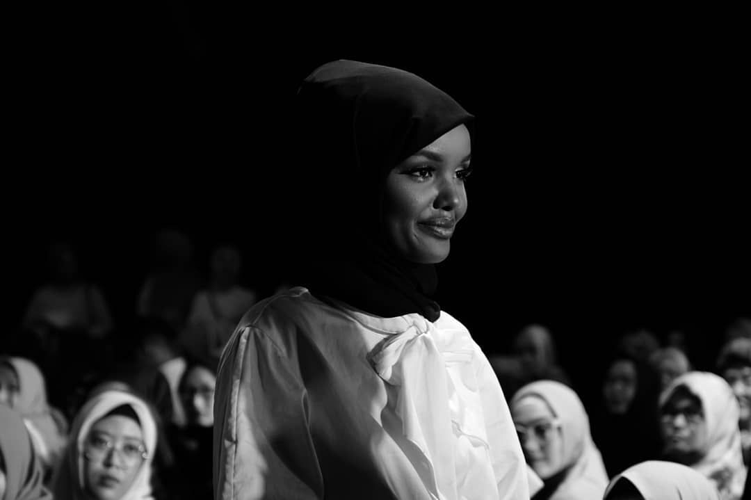 Potret Halima Aden.*